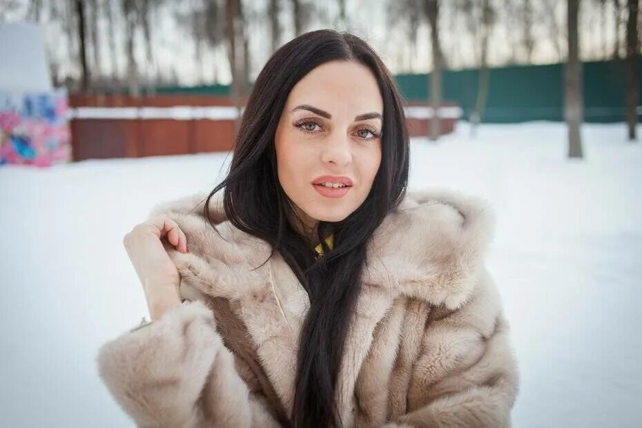 Юлия ефременкова из дом 2. Ефременко. Ефременко. Ведущий дом2 юлия. Юля ефременко.