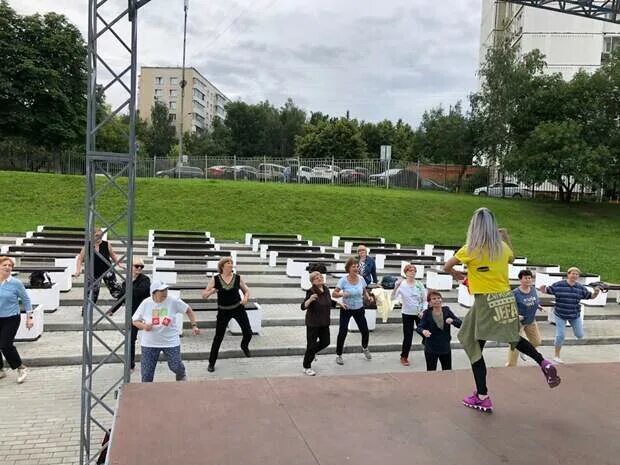 Практики активного долголетия. Центр московского долголетия щербинка. Программа здоровье женщина фото. Московское долголетие южное бутово. Долголетие коньково.