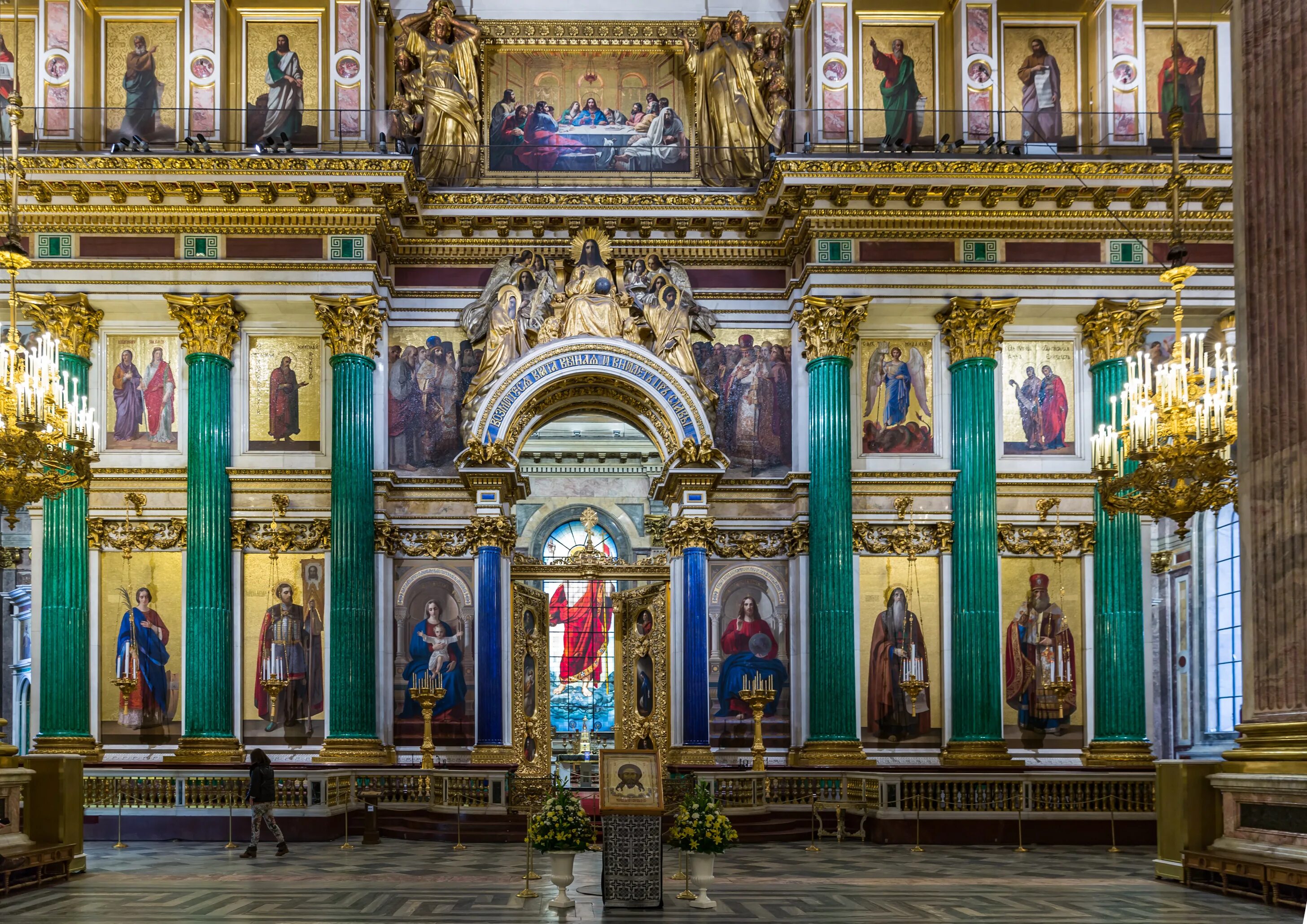 Кафедральный собор кельна внутри. Кафедральный собор воронеж рождество. Собор парижской богоматери внутри. Исакиевский собор богослужение. Кёльнский собор германия внутри.