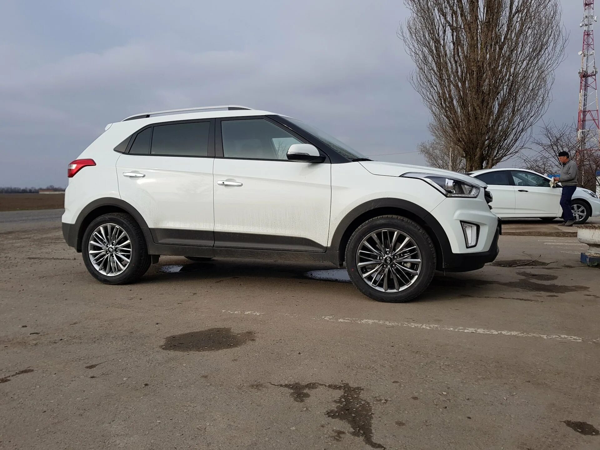 Колеса на hyundai creta. Hyundai Creta r19. Hyundai Creta r18. 235/50 R18 Hyundai Creta. R16 на Хендай Крета.