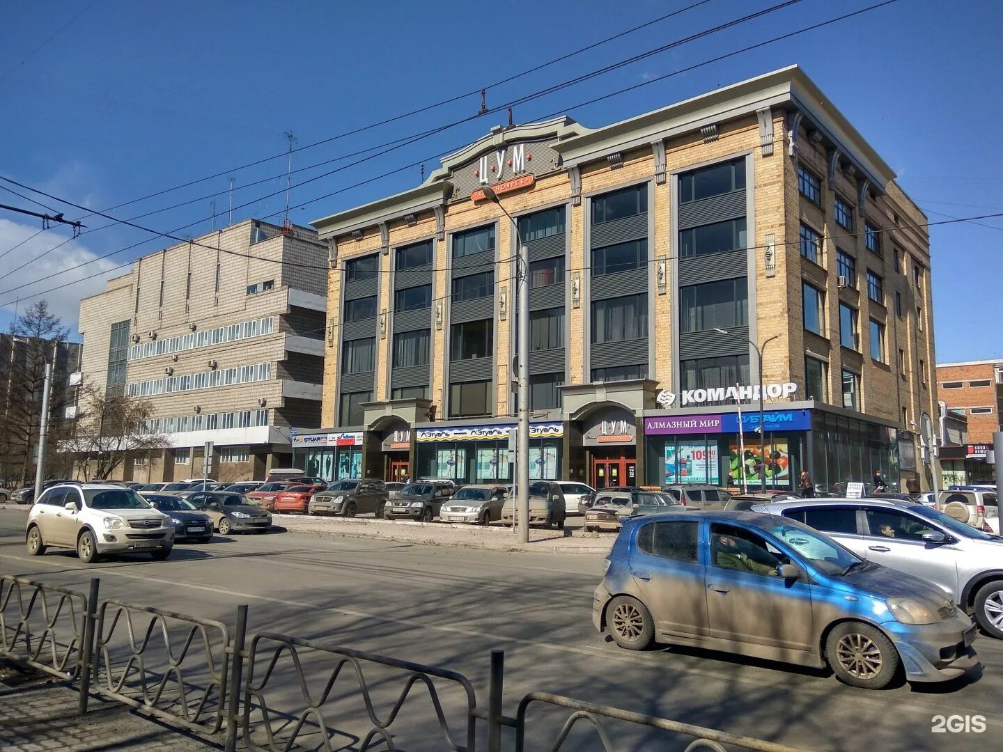 цум красноярск магазины. цум красноярск. карла маркса, д. торговый комплекс карла маркса 102 а красноярск. цум красноярск фото.