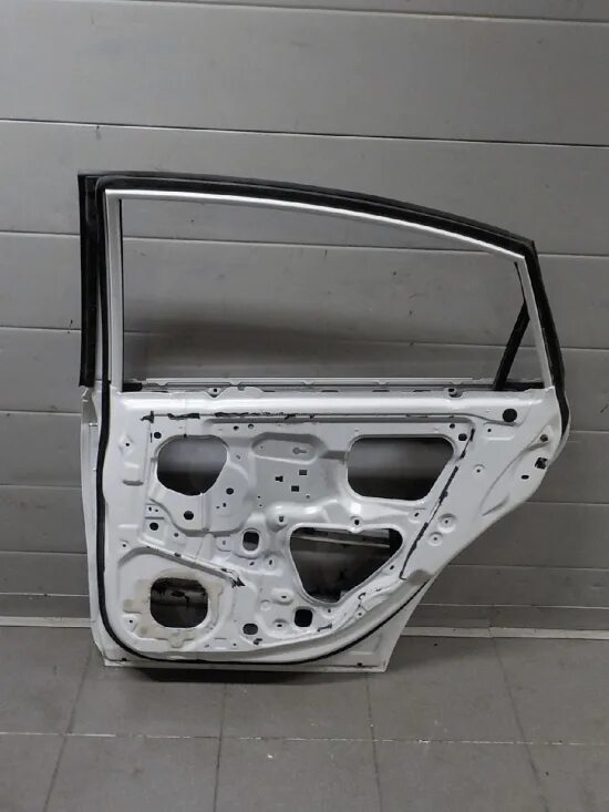 Как снять заднюю дверь ниссан альмера g15 Колонки в полку)) Nissan Almera V (G11/15), 1,6 л, 2015 года автозвук DRIVE2