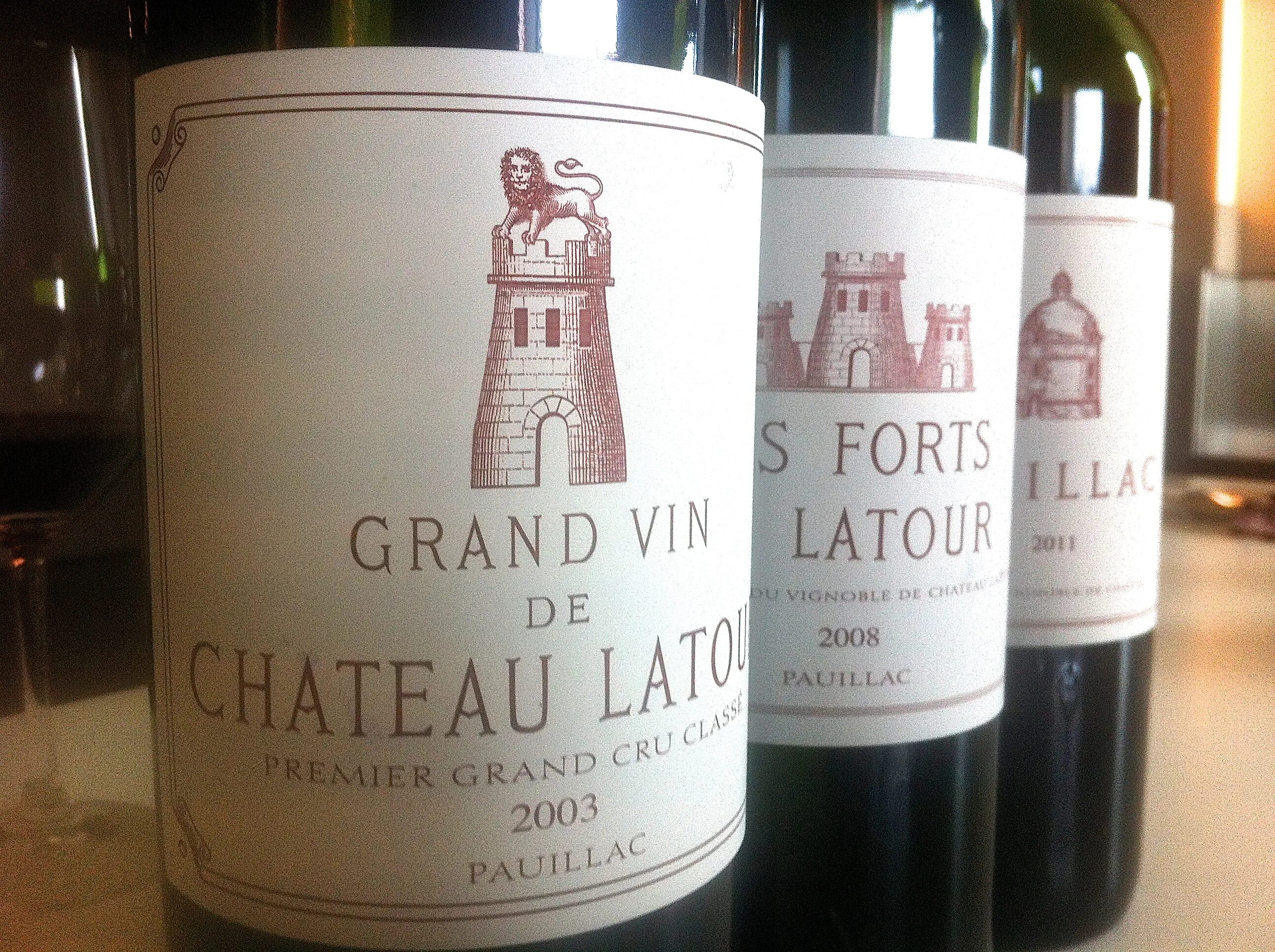 Chateau latour bordeaux вино. Grand vin de chateau vin de raise. Шато латур 1984. Вино chateau latour medoc. Маджестик бордо.