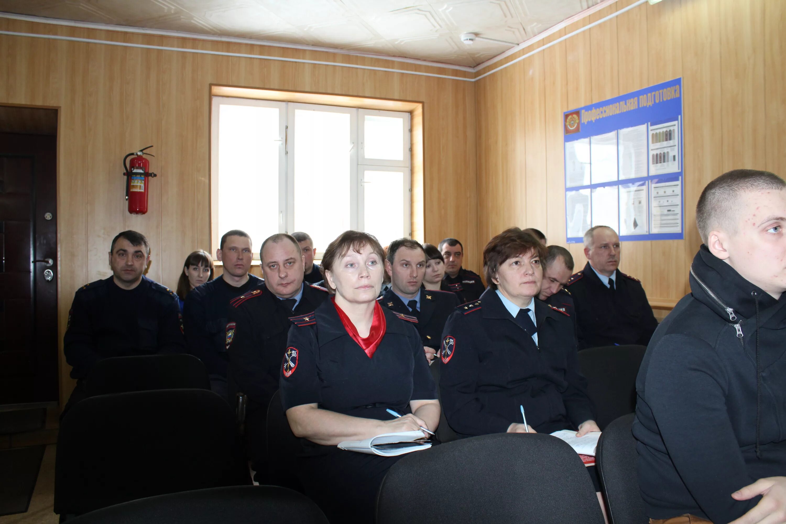 Омвд донецкое. Начальник ОМВД России по Починковскому району Нижегородской области. Начальник полиции Починковского района Нижегородской области. ОМВД Починковский Нижегородской. Починковский район ОВД.