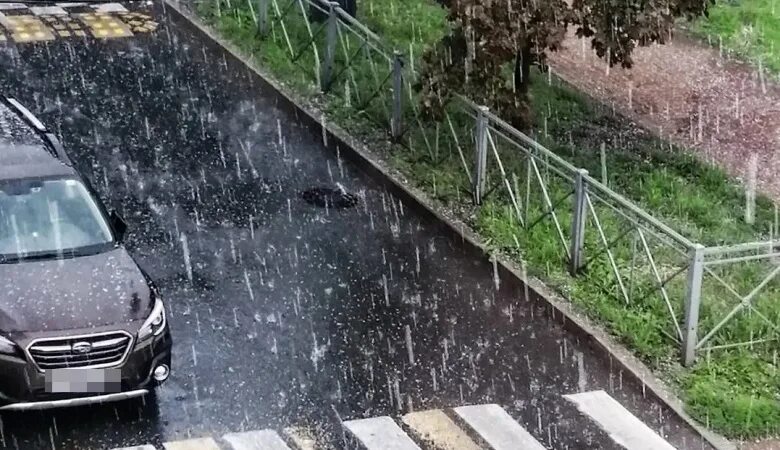 Погодная карта россии. Метеорологических осадков. Атмосферные осадки. Крупа вид снега. Дождь фото.