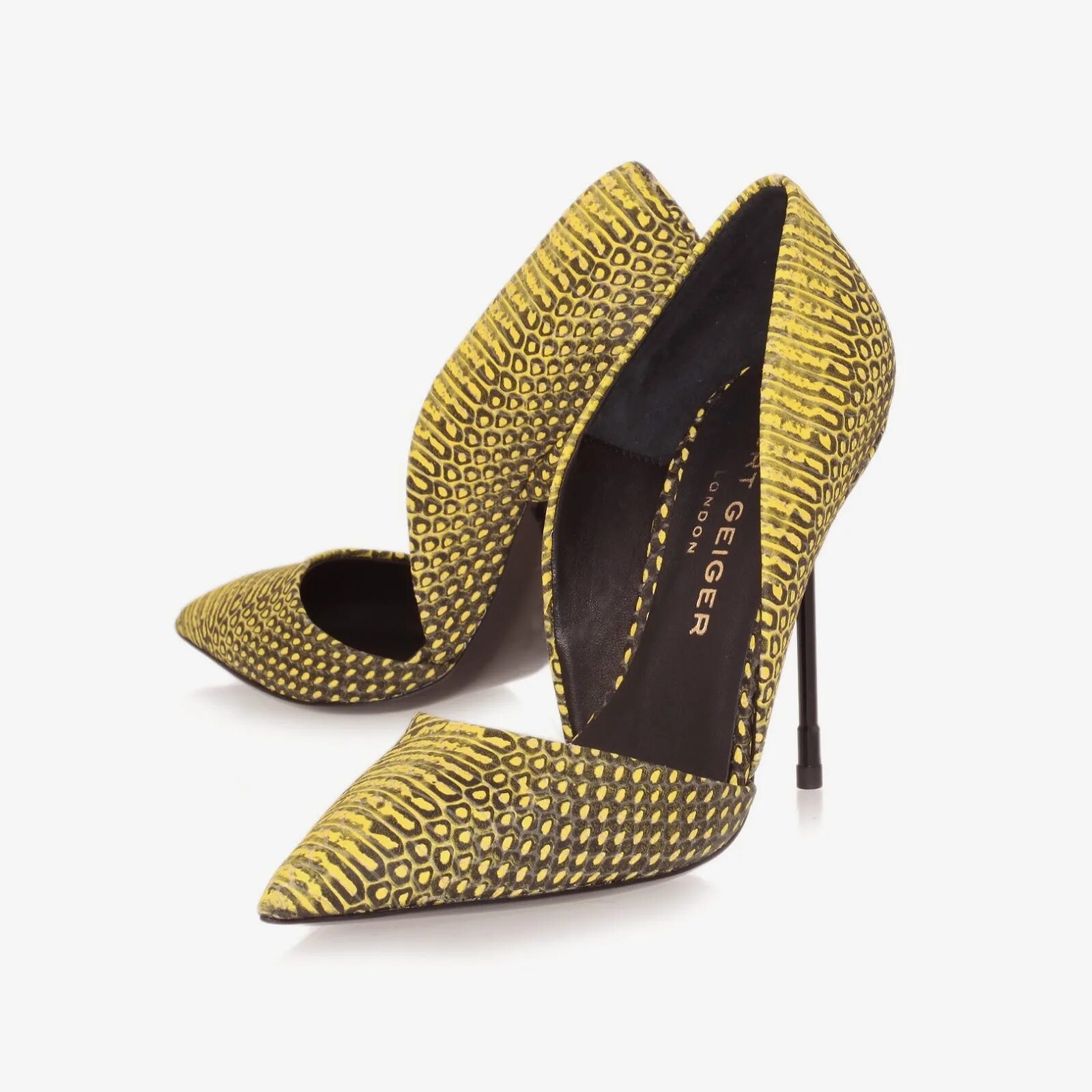 Kurt обувь. Kurt geiger туфли. kurt geiger шлепки. туфли kurt geiger, стиль street. курт гейгер.