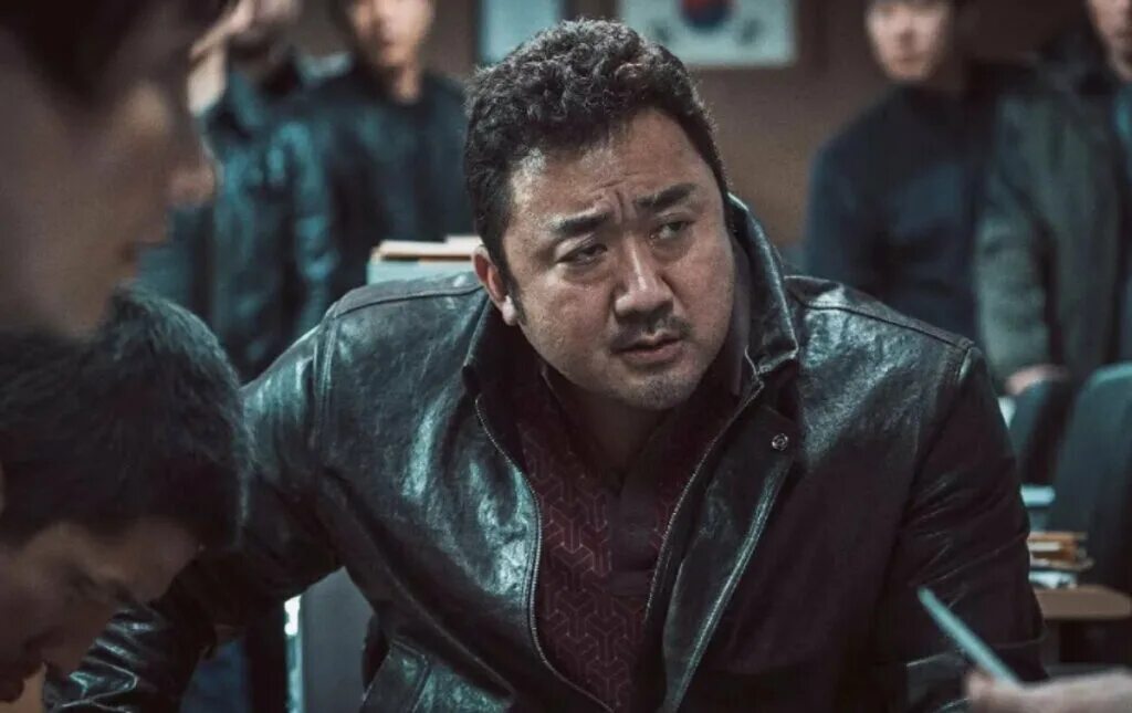 Ма дон сок в главной роли. Ma dong seok актер. Ма дон-сок и чанбин. Бешеный бык фильм 2018. Ма дон сок якудза.