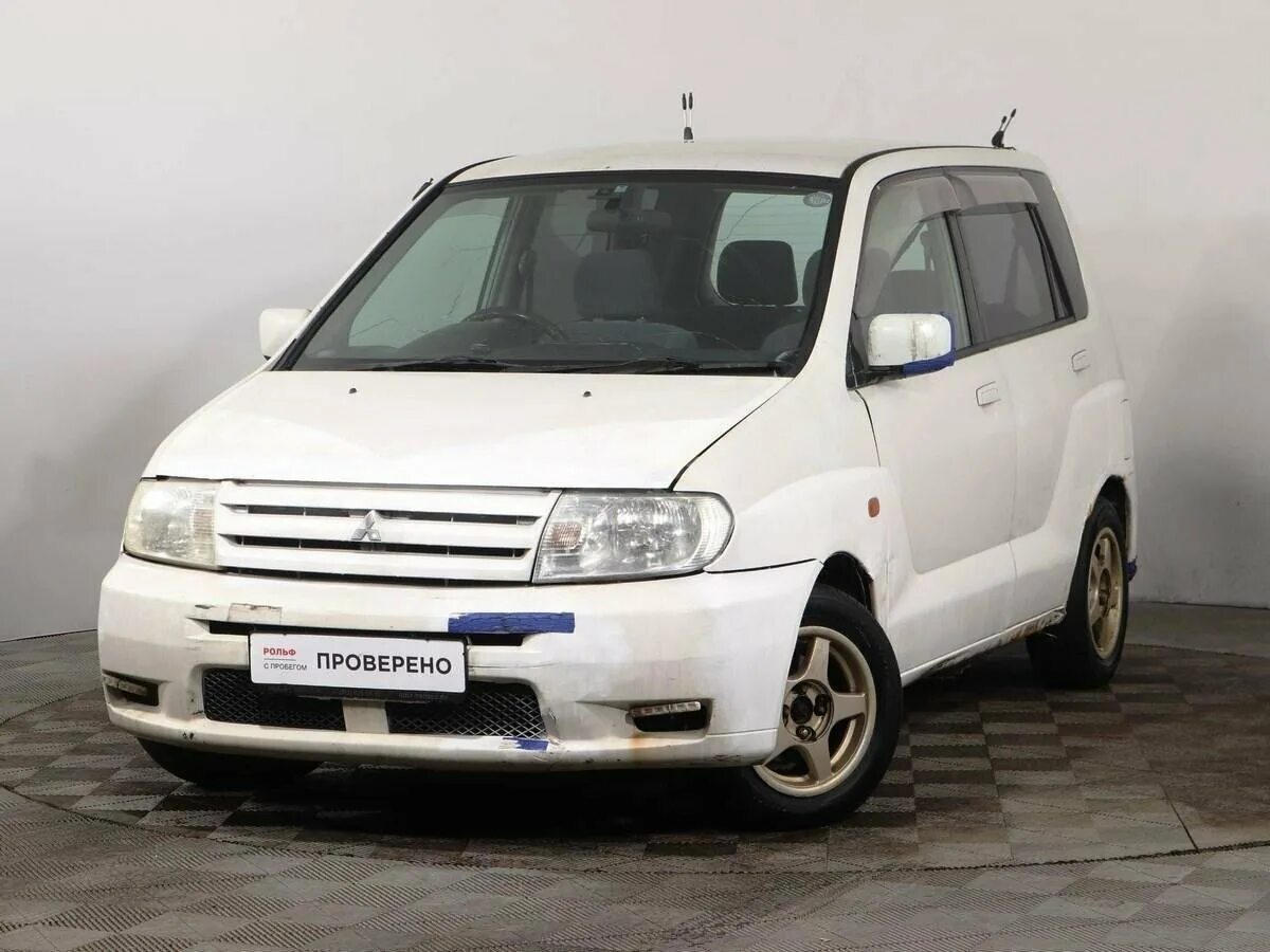 Митсубиси динго купить. Митсубиси Динго 2001. Mitsubishi Dingo 2001. Митсубиси Мираж Динго 2001. Митсубиши Динго 2001.