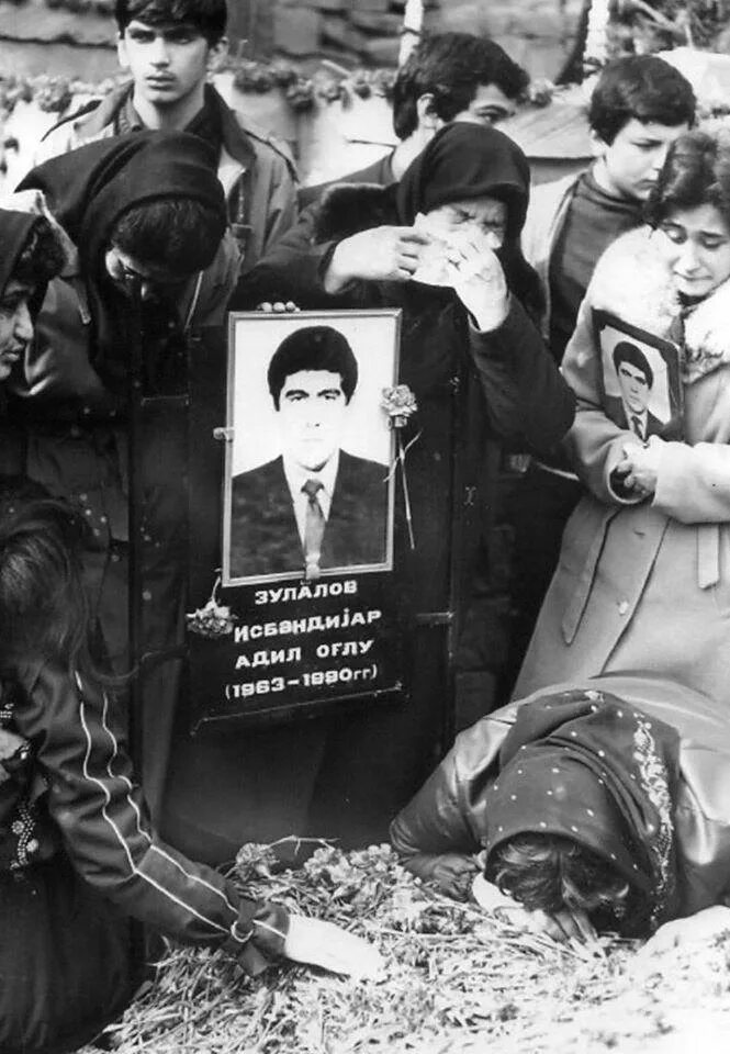 19 января 1990. Баку январь 1990. 19 января 1990. 19 января 1990. 19 января 1990.