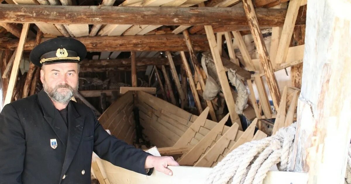 Мастер изготавливает 26 деталей в час а. Сортопрокатный цех титановый сплав. Мастер изготовил 30. Продукция белорецкого металлургического комбината. Решить задачу если в каждом зале.