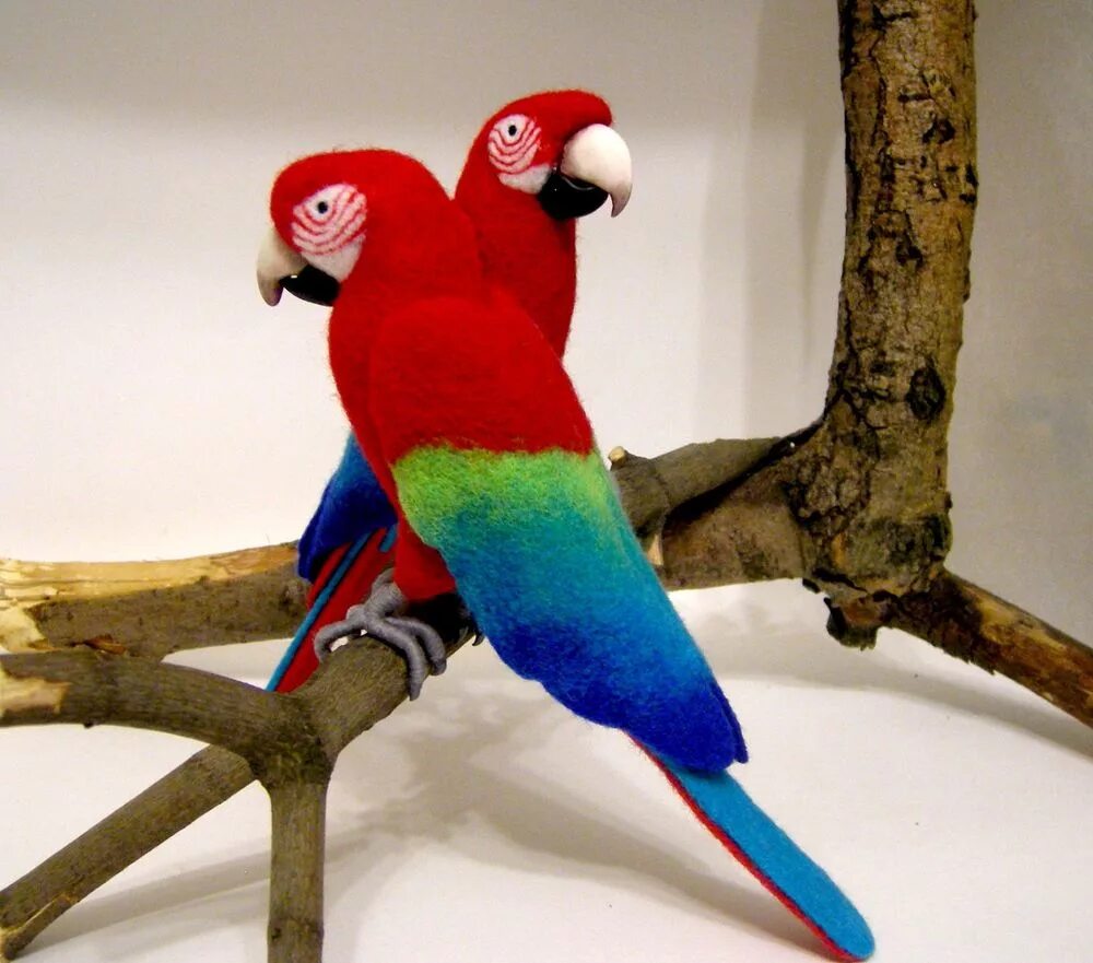 барельеф попугай. игрушки для волнистых попугайчиков. как сделать больше попугаев. игрушки для кореллы. Parrot cage (hyacinth macaw.