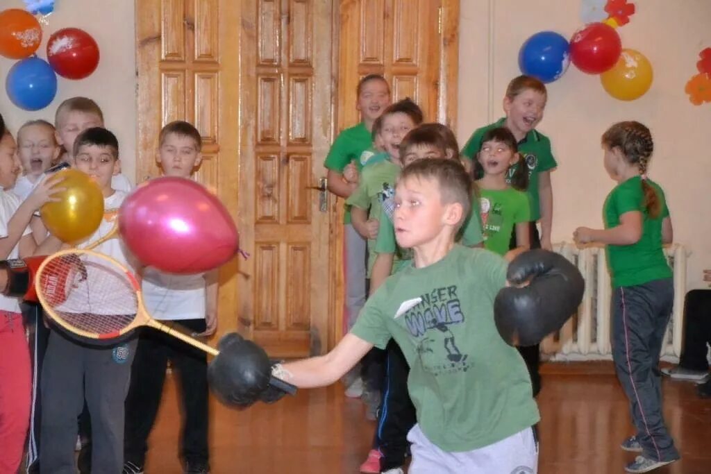 Игровая программа 4 класс сценарий