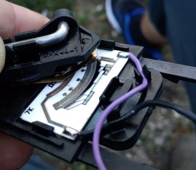 Дут к2. Датчик уровня топлива дут-21101. Дут-к2 утёс. Дут к-2 приора. Дут к-2 приора.