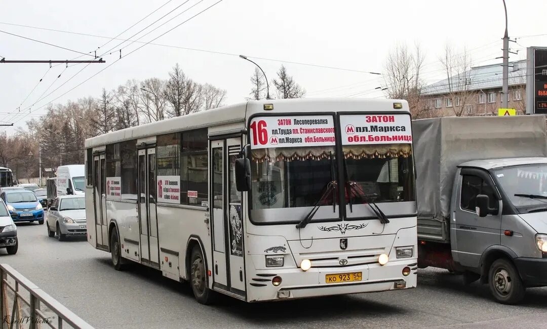 Движение автобуса 189. Автобус нефаз новосибирск. автобус 54 нефаз. 35 автобус новосибирск нефаз. автобус 189.