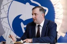 Требует пристального внимания