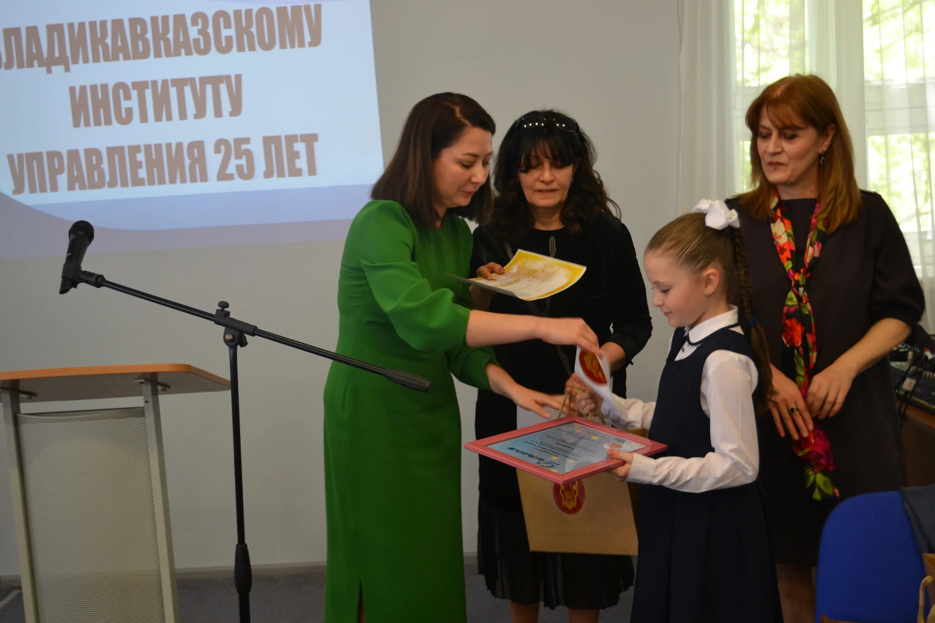 малышевская школа селивановского района. музыкальное училище альметьевск. республиканский конкурс имени. известные кураисты- юмабай исянбаев,. з яруллина.