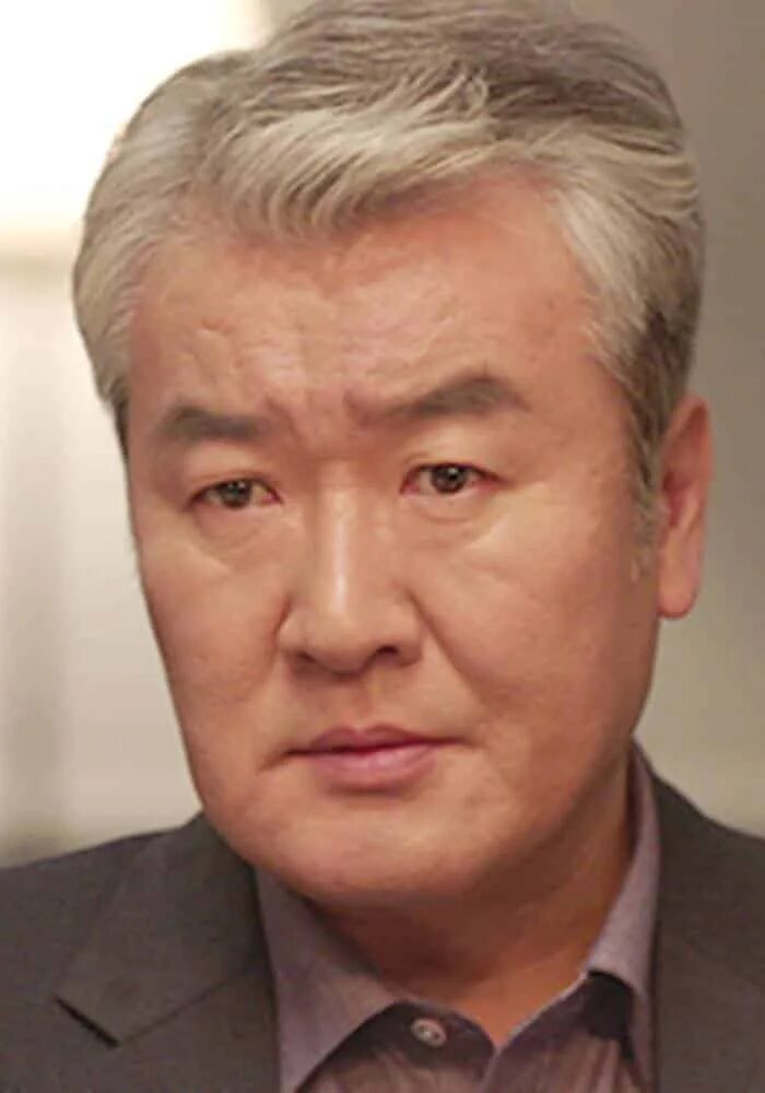 Сон джон-хак в молодости. Ким ган-хун мышь. Сон джон хак. Чон сун-вон. Сон джон хак.