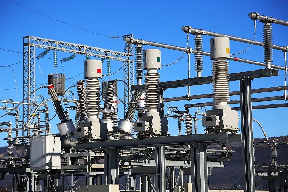 Промышленность дагестана дагестана. Дагестан отрасли промышленности. Предприятия промышленности дагестан. Каспийский стекольный завод. Морской порт в дагестане.