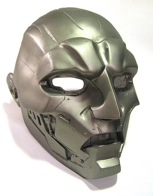 Маски doom. Маска доктора дума. маска доктора дума 2005. doom шлем. маска dr doom.