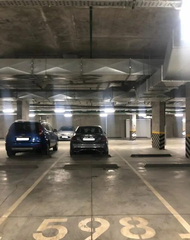 Парковки варшавское шоссе. Машиноместо варшавское шоссе 168. Парковки варшавское шоссе. Варшавский парковка. Парковки варшавское шоссе.