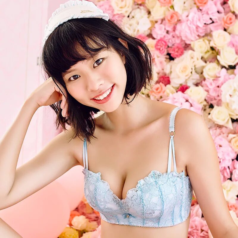 Нижнее белье в японском стиле ретро. Китаянки в нижнем белье. Japan no bra. Korean girls в лифчиках. Японские лифчики.