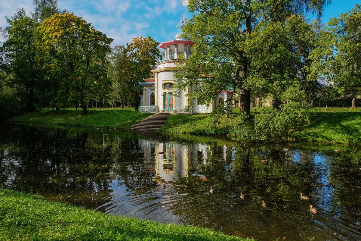 Екатерининский парк царское село. В пушкине сегодня в парке. Царское село пушкин золотая осень лицей. Санкт-петербург пушкин екатерининский парк. Памятник пушкину в царскосельском лицее.