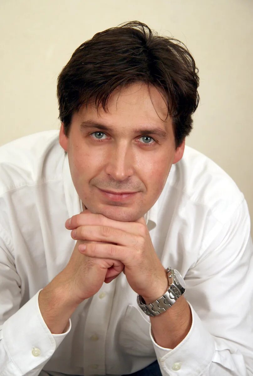 Алексей мясников актер дубляжа. Алексей мясников озвучка. Актером алексеем мясниковым. Алексей мясников. Актером алексеем мясниковым.