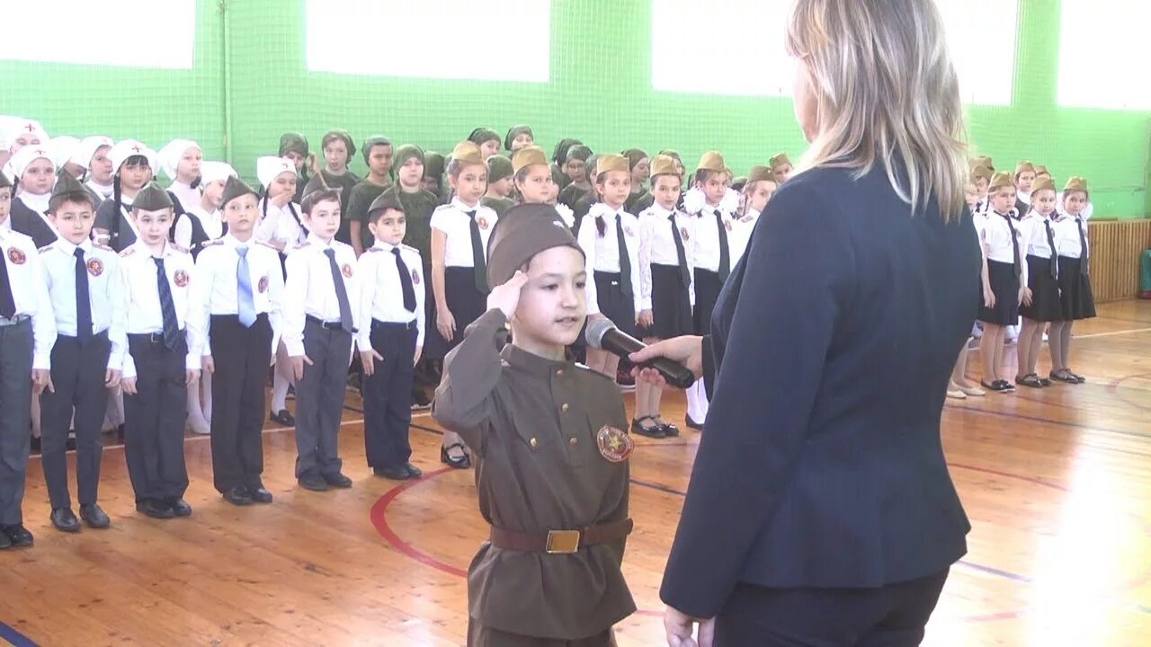 Уфа лицей 121. 96 школа уфа. Лицей 107 уфа учителя. Директор 107 школы уфа. Учитель математики.