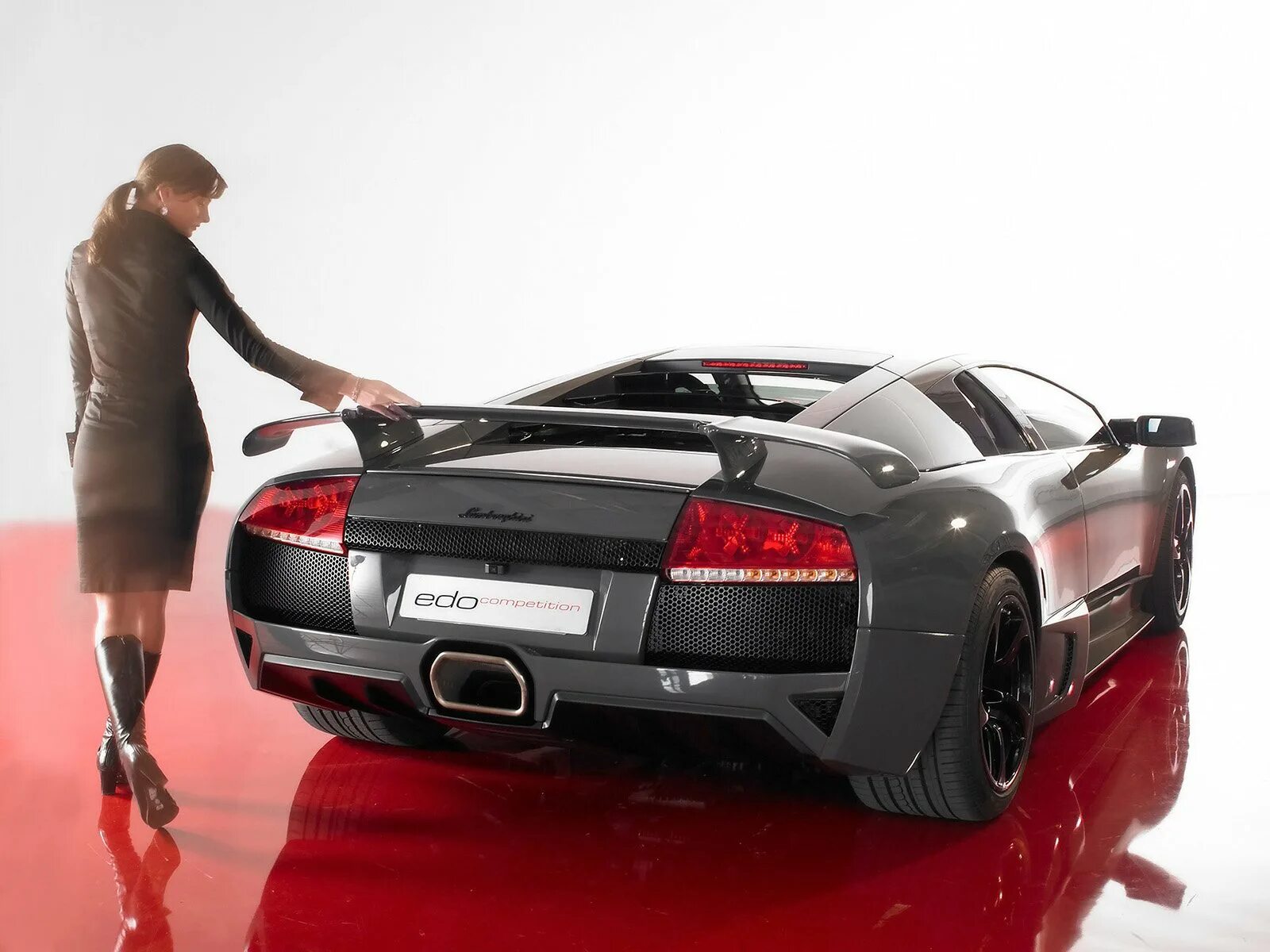 Включи какую они машину. Ламборджини хуракан. Bugatti veyron 1999. Bugatti veyron 2015. Включи какую они машину.