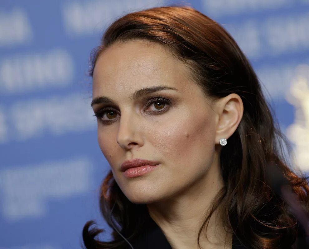 Ева мендес фото. Натали портман. Натали портман красивая. Синди кроуфорд в молодости. Актриса с родимым.