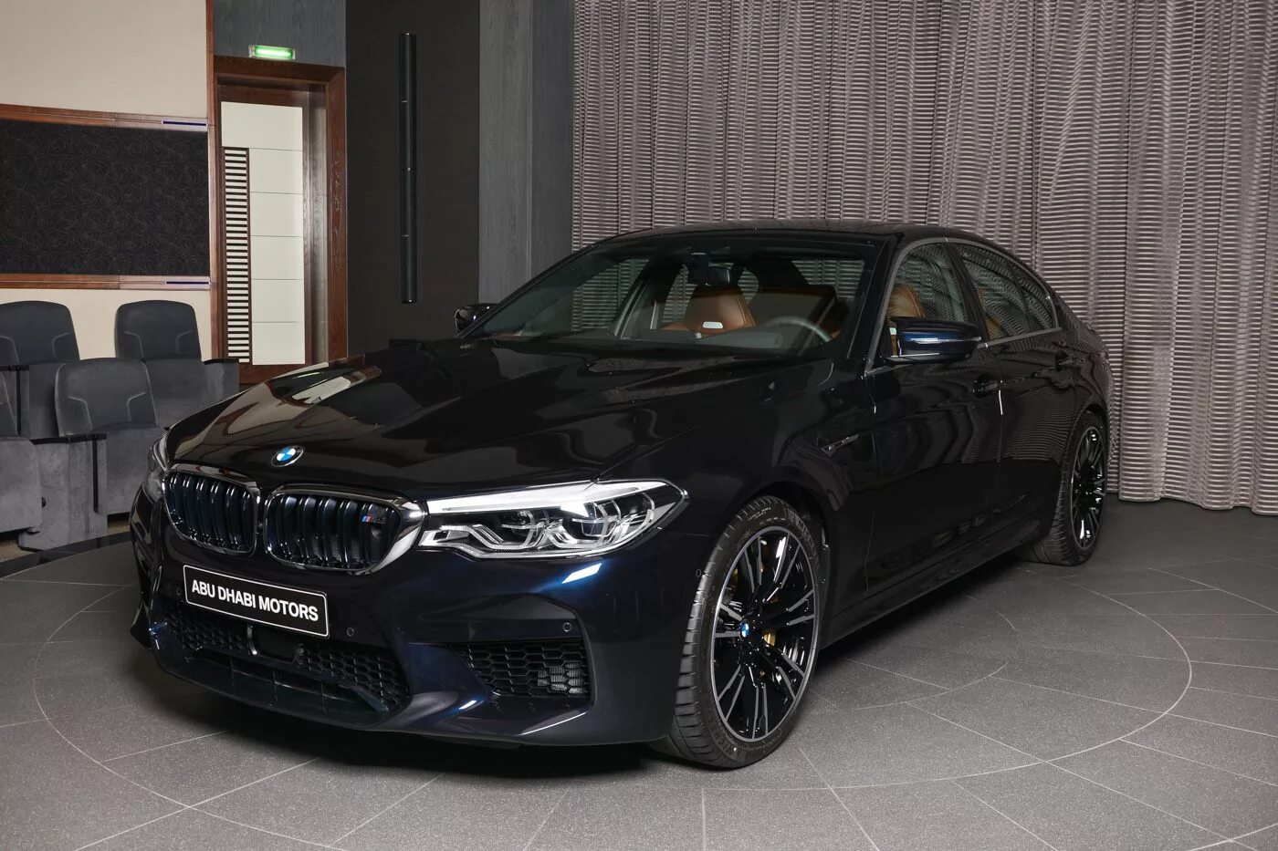 05 черная. БМВ м5 ф90 черная. BMW m5 2018 черная. BMW m5 2020 Black. BMW m5 f90 2018 Black.