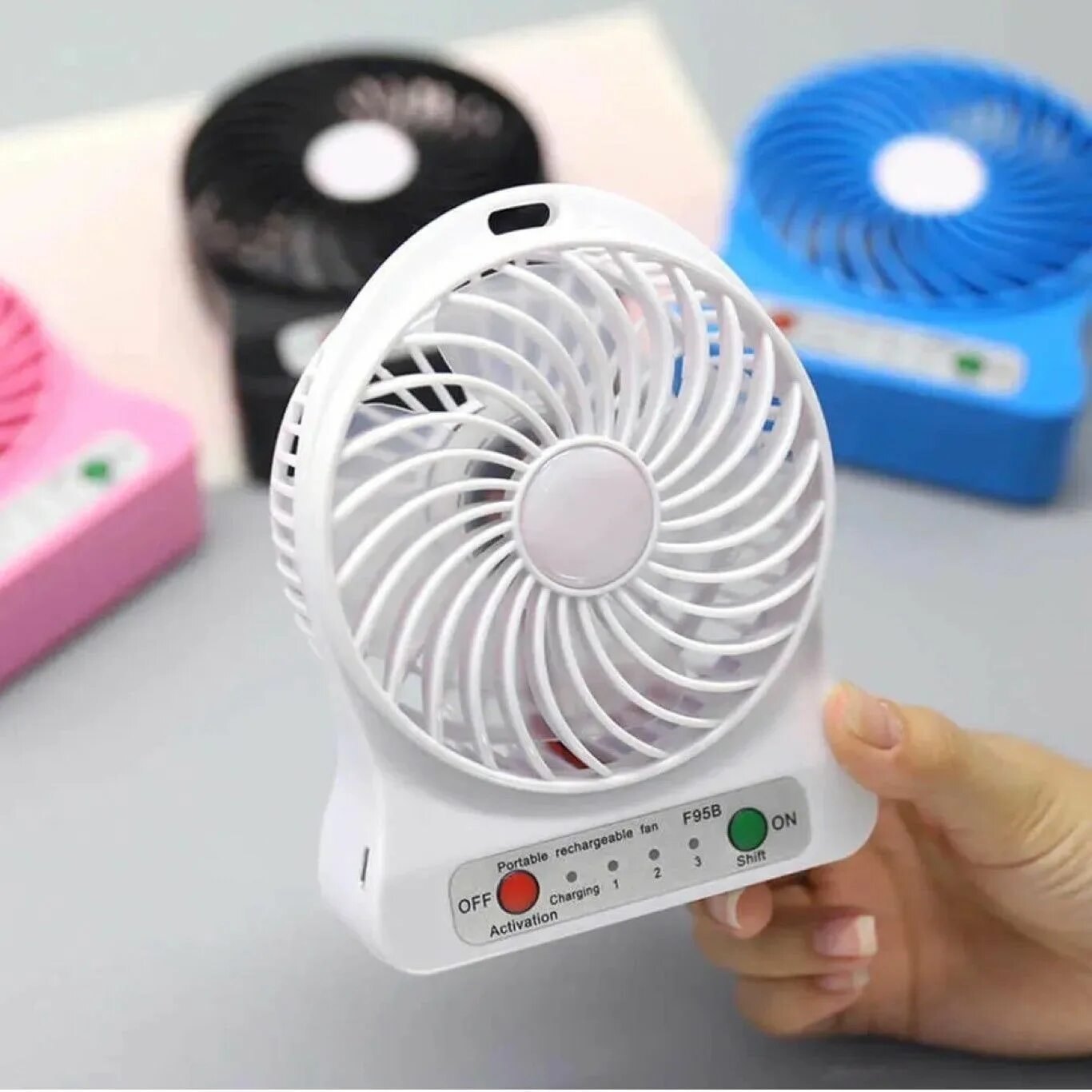 Вентилятор ручной на аккумуляторе вайлдберриз. Mini fan вентилятор 2628. вентилятор portable fan mini. wellfort вентилятор портативный. портативный usb вентилятор mini fan с аккумулятором.
