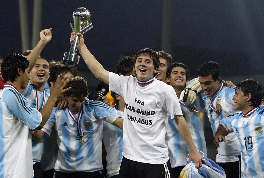 Лионель Месси World Cup. Аргентина u20 2005. FIFA U-20 World Cup. FIFA World Cup Argentina u20. Чемпионы молодежный футбола