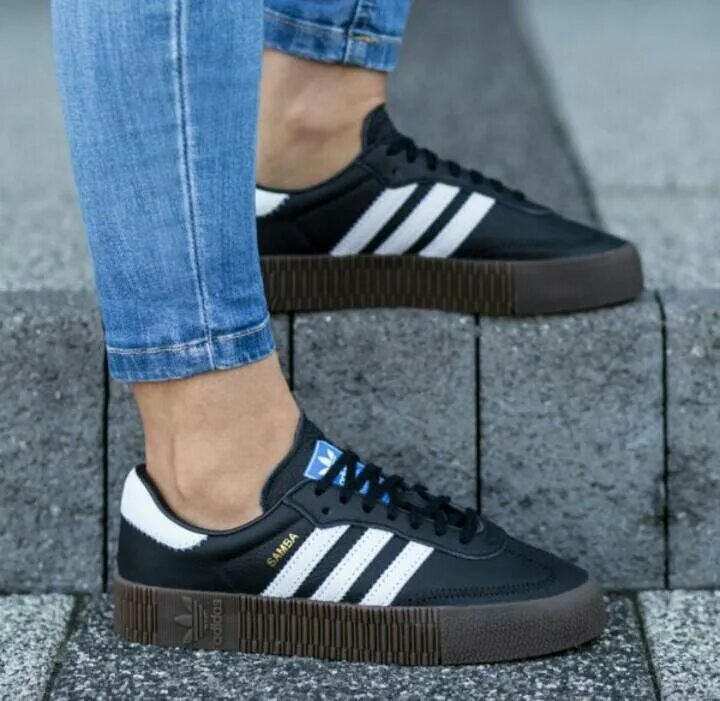 Samba с сердечками. Кроссовки adidas samba. кроссовки adidas samba rose. adidas samba rose мужские. адидас самба 2025.
