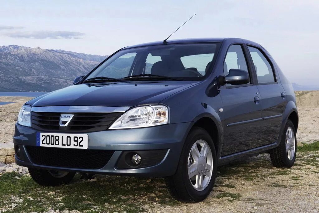 Рено 1 поколение. Renault Logan 2003. Dacia Логан 1 поколение. Логан 2008 Рестайлинг. Дача Логан 3.