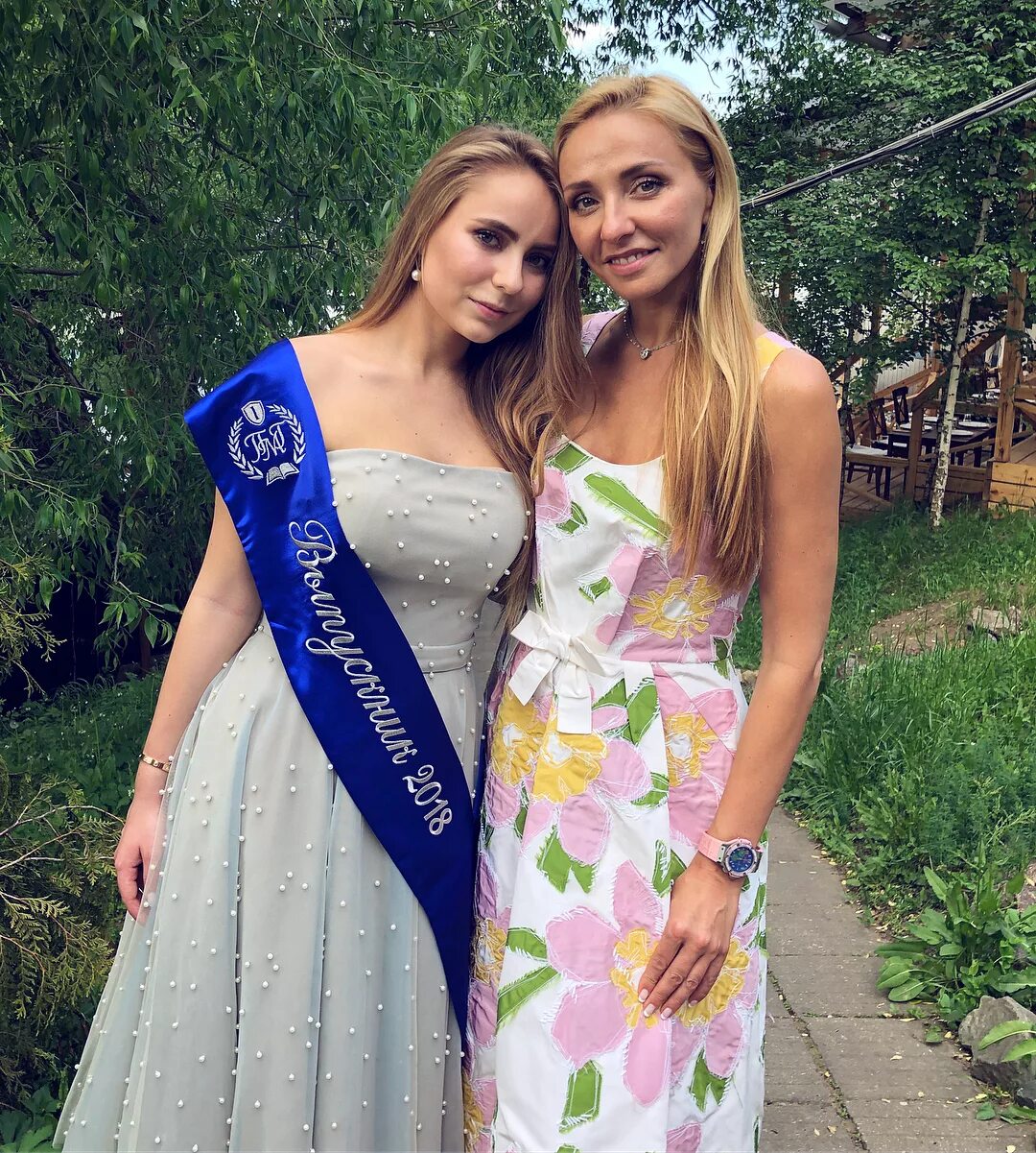 Дочки реввы алиса и амели. Саша жулина дочь татьяны навки. Алсу микелла абрамова 2019. Чем занимается старшая дочь. Воспитайте дочерей.