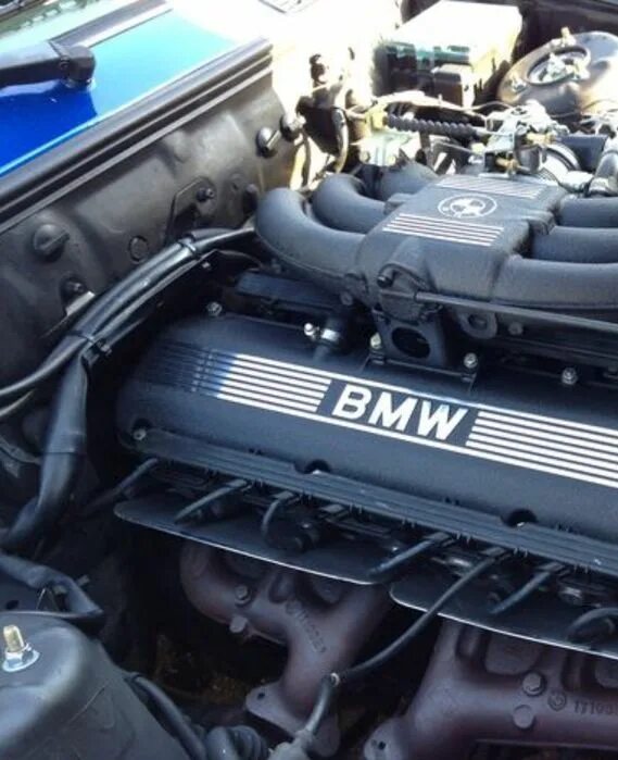 Мотор м20 БМВ. М20б20 двигатель БМВ. BMW m20b30. M20b20 джетроник.