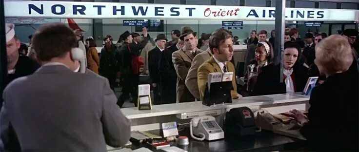 The Terminal (2004) By Steven Spielberg Tom hanks, Filmes, Filmes sobre viagem