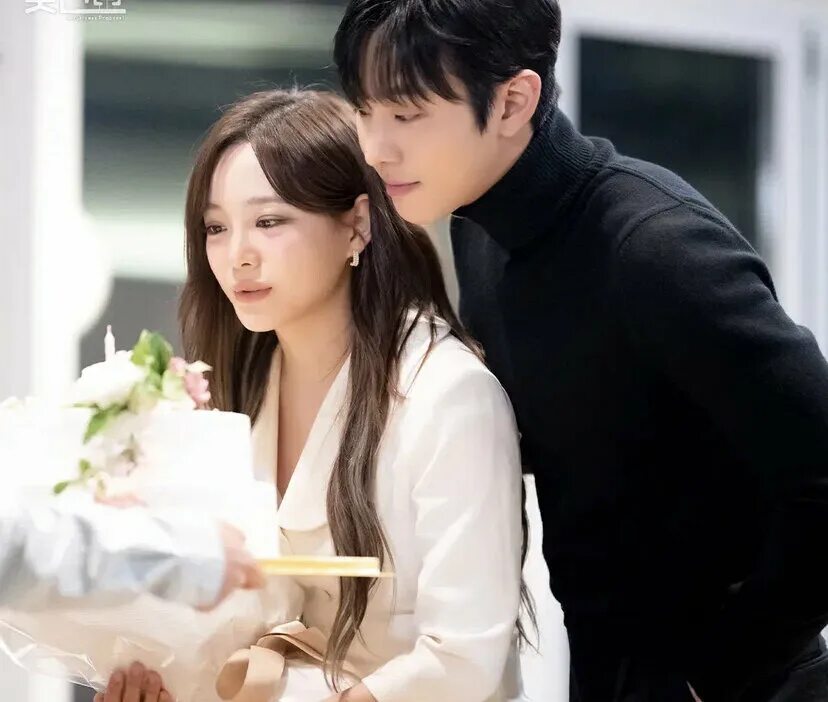 Дорама король вечный монарх лиминхо. Дорамы с любовным треугольником корея. Ким го ын и ли мин хо дорама. Король: вечный монарх сериал. Ее личная жизнь корея - дорама.