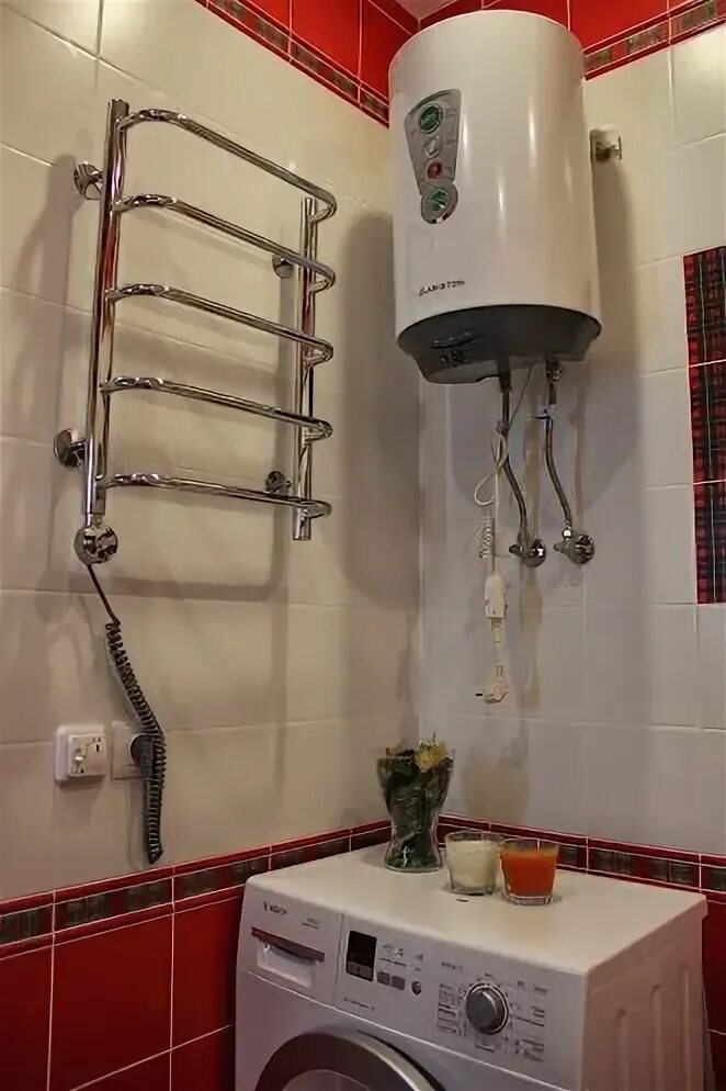 Выключи розетку бойлера. Накопительный водонагреватель розетка. Розетка для водонагревателя в туалете. Узо для водонагревателя термекс. Выключи розетку бойлера.