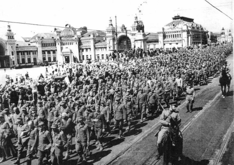 Операция вальс. Парад побежденных 17 июля 1944 года. Парад побежденных в Москве в 1944. Операция большой вальс 1944. Парад побеждённых марш пленных немцев в Москве 17 июля 1944 года.