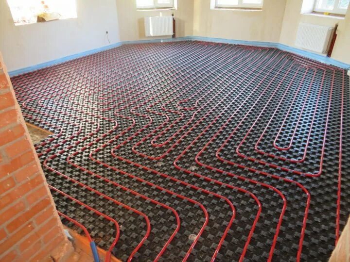 Монтаж тёплого пола водяного. Проектирование водяных полов. Проектирование теплого водяного пола. Тёплый пол водяной. Тёплый пол электрический.
