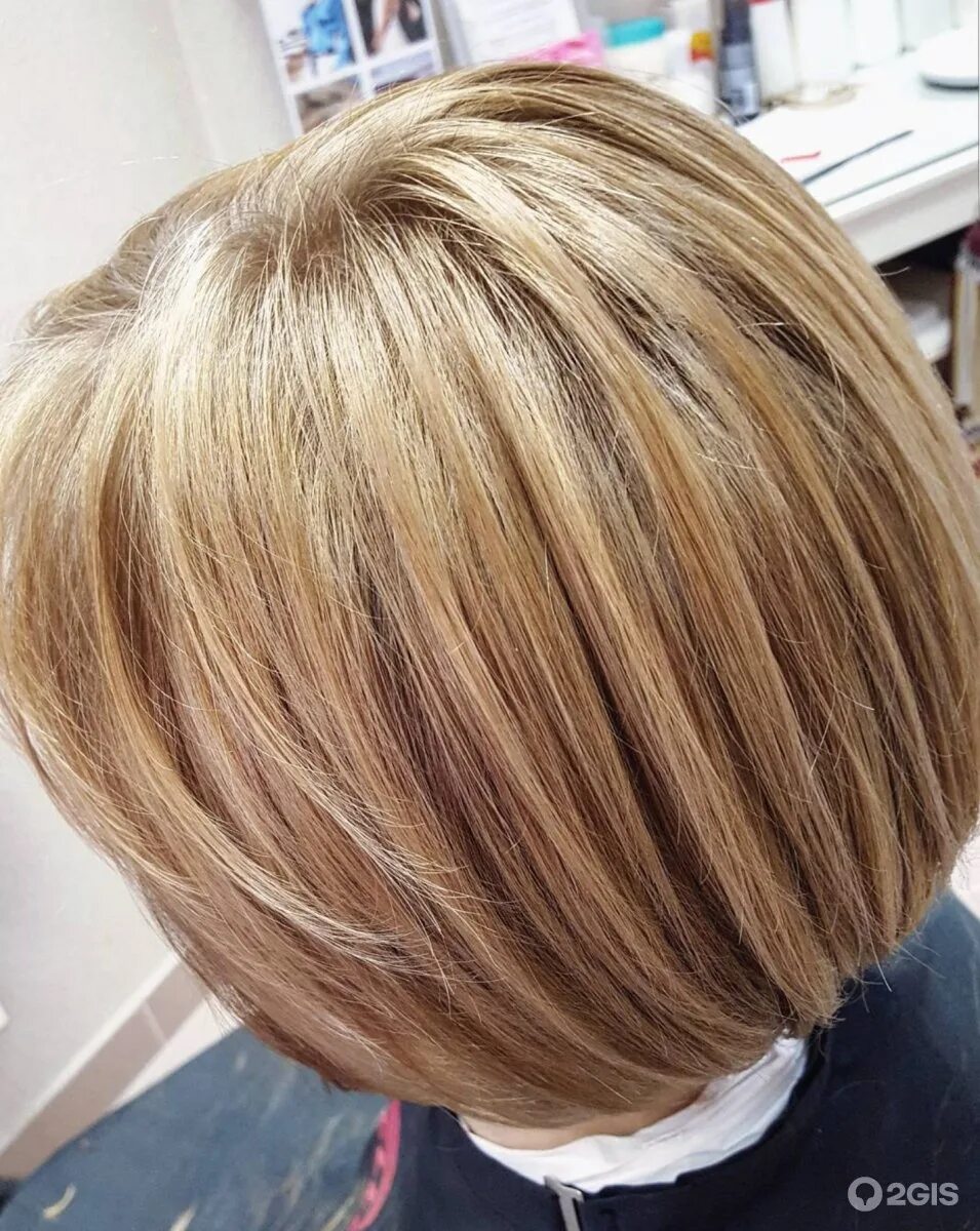 тонирование на короткие. вуальное мелирование на каре. тонирование на короткую стрижку. мелирование волос с тонированием. короткая стрижка натуральный цвет волос русый.