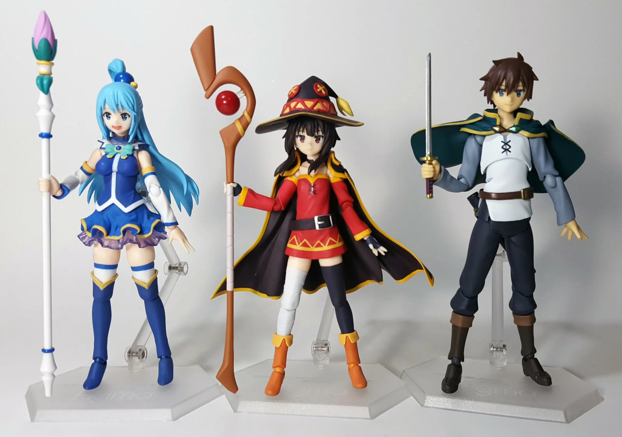 Figma key. Фигурка фигма Аква (figma Aqua). Мегумин фигма. Фигма фигурка Казума. Зеницу фигма.