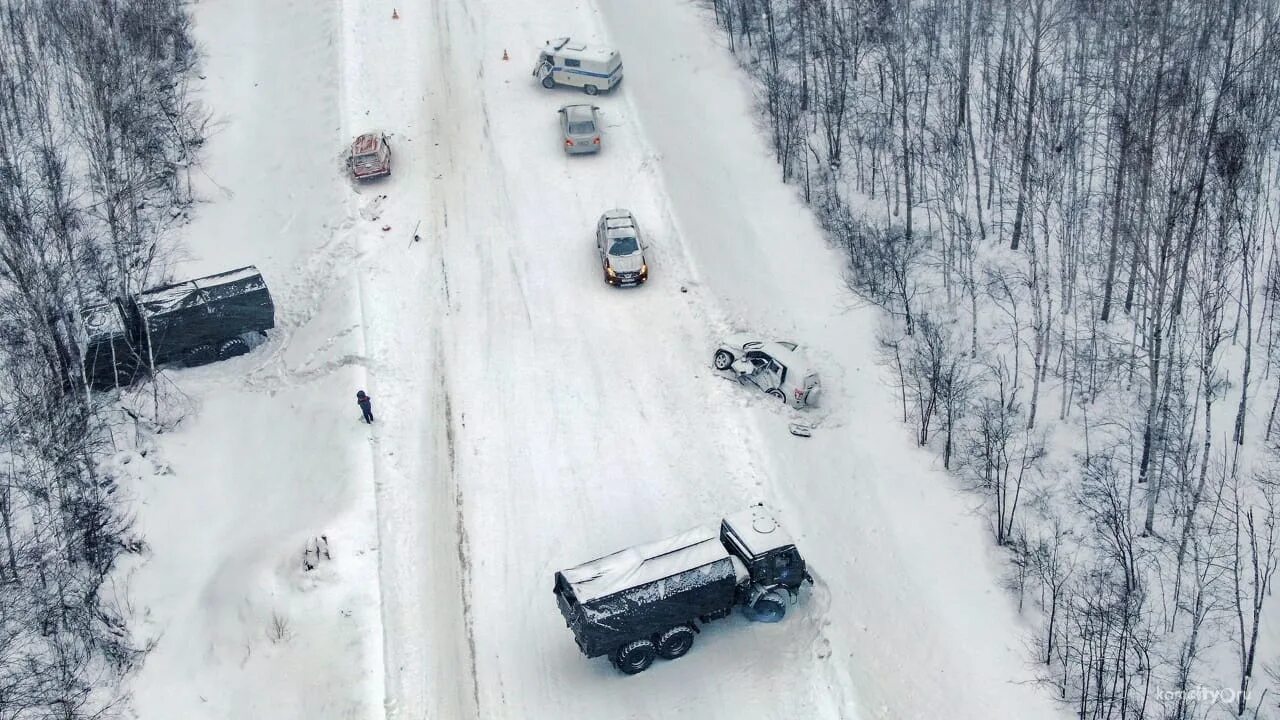Хабаровск комсомольск на машине. Трасса хабаровск комсомольск на амуре. зимняя дорога ванино хабаровск. трасса комсомольск хабаровск.