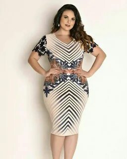 Curvy model