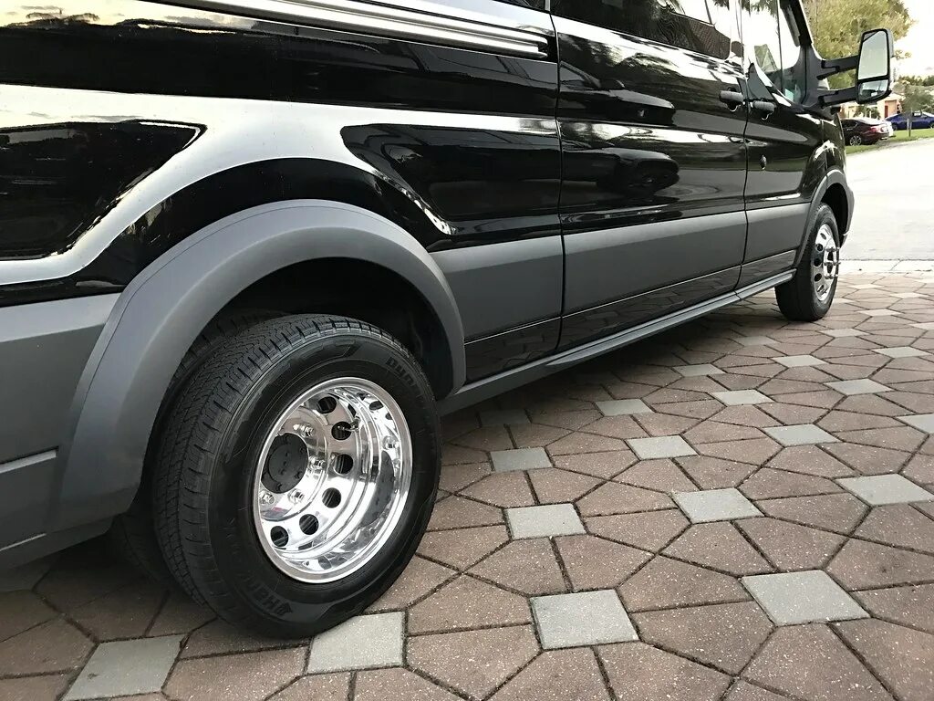 Колеса форд транзит. Ford transit 6 колес. колпаки ford transit. форд транзит колеса 17. ford transit диски r18.