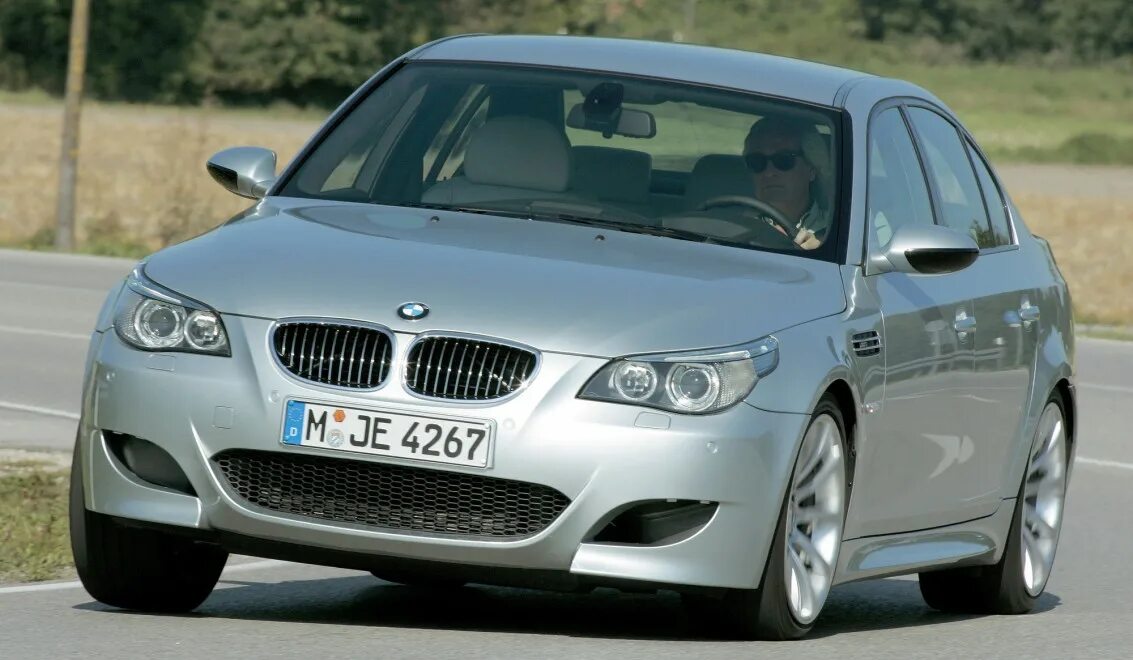 Бмв е60 2006. BMW 5 e60. БМВ м5 е60. BMW 5 e60 2003. BMW e60 2008.