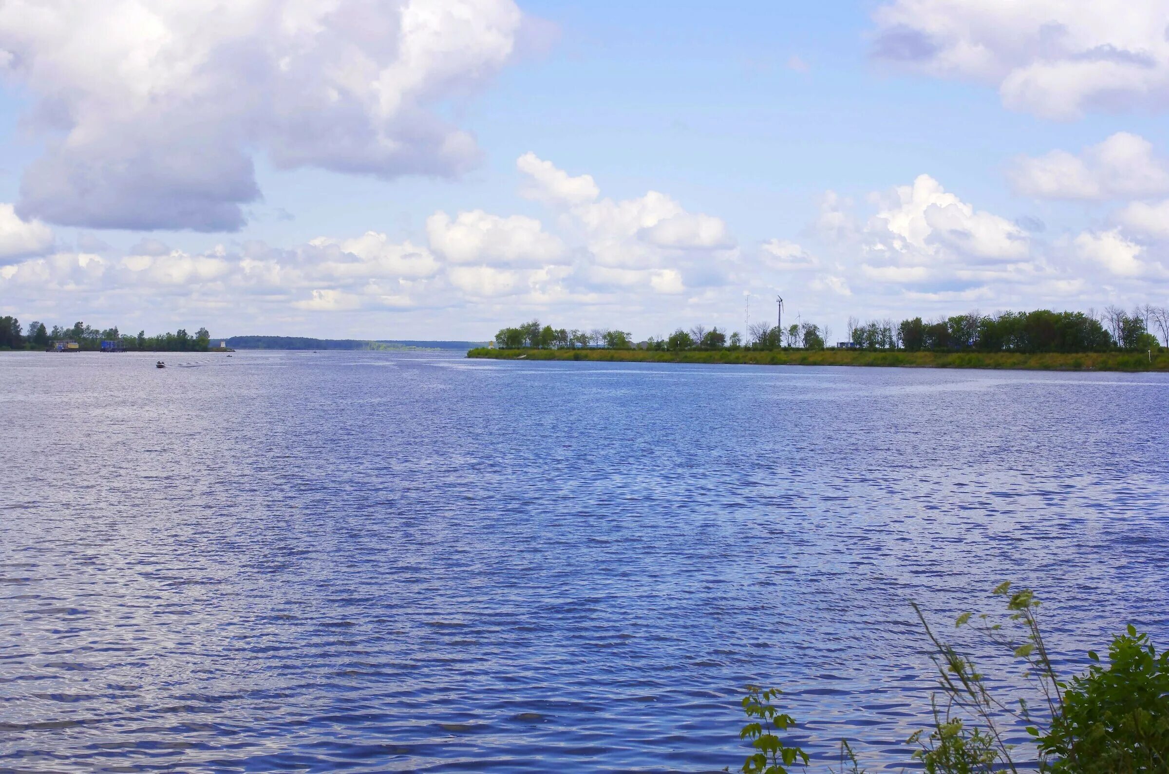 Иваньковское водохранилище Дубна. Иваньковское водохранилище Конаково. Московское море Иваньковское водохранилище. Московское водохранилище Дубна. Иваньковский водоем