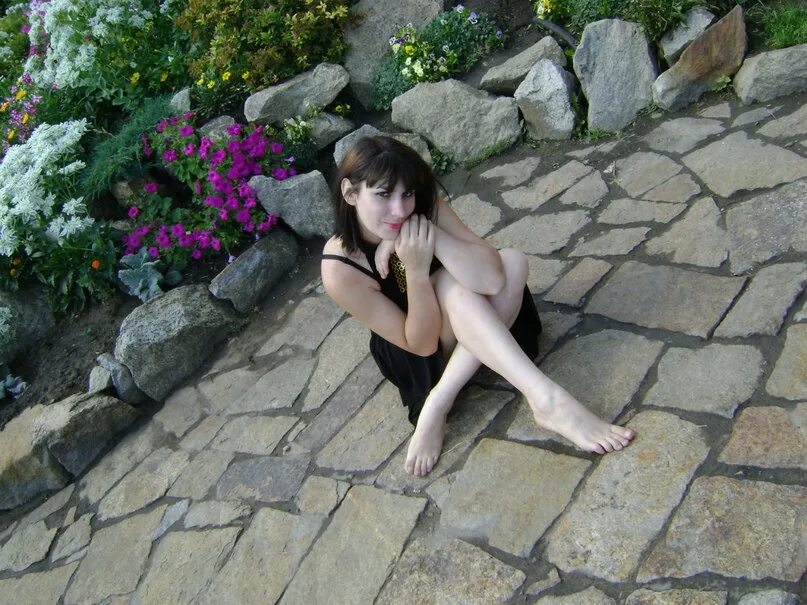 режиссер босиком. тереза воржишкова босиком. йоханна вокалек босиком по мостовой. босиком по мостовой фильм. босиком по мостовой фильм 2005 кадры.